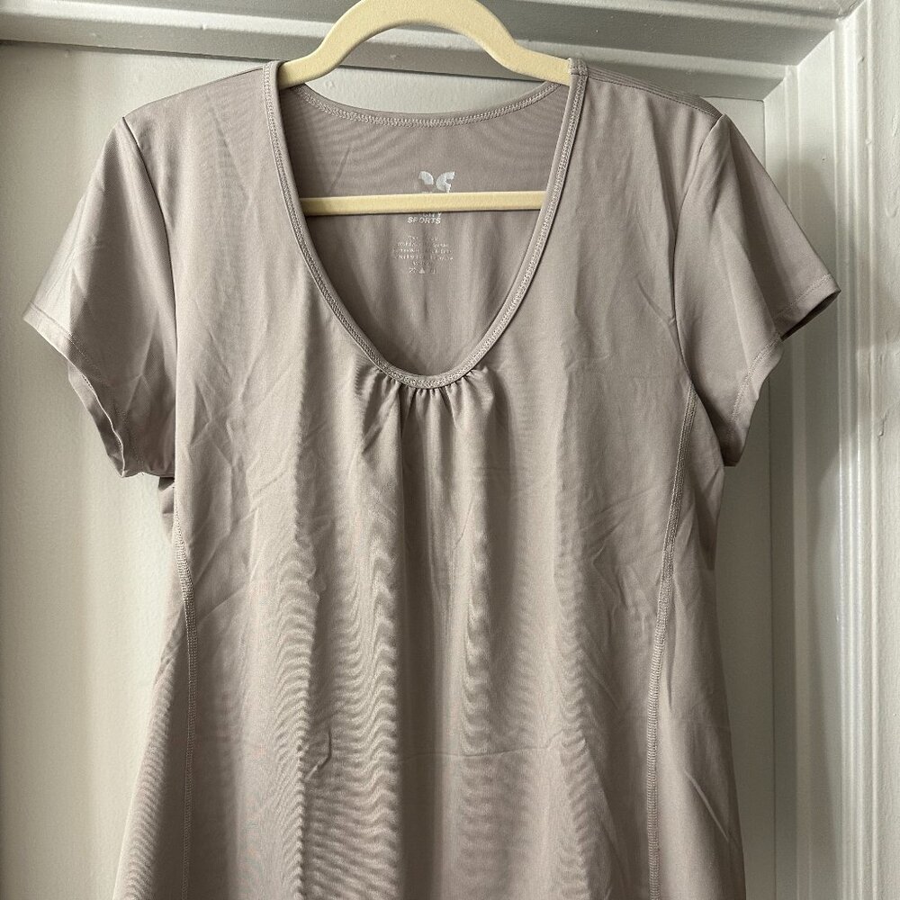 City Sports Light Gray Short-Sleeved Workout Tee